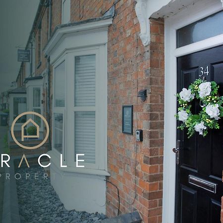 Central Studio Apartments In Stratford Upon Avon Shottery Bagian luar foto